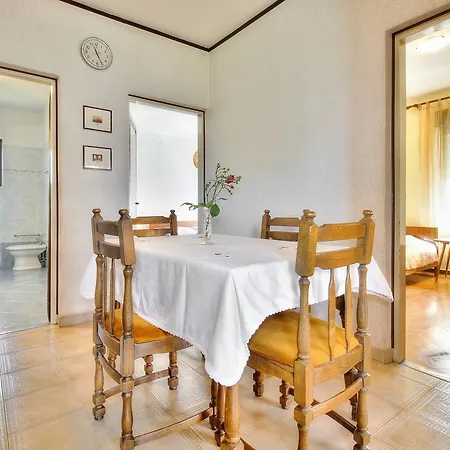 Lovric House With 3* Umag